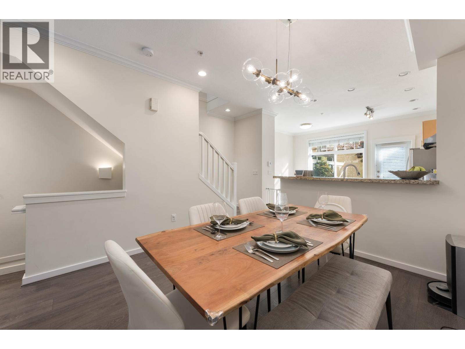 319 W 59th Avenue, Vancouver, British Columbia  V5X 1X3 - Photo 12 - R3093907