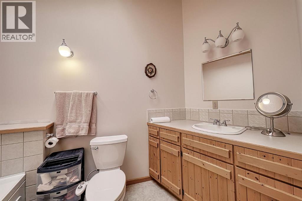 283096 Range Rd 51, Rural Rocky View County, Alberta  T4C 3A1 - Photo 18 - A2285529