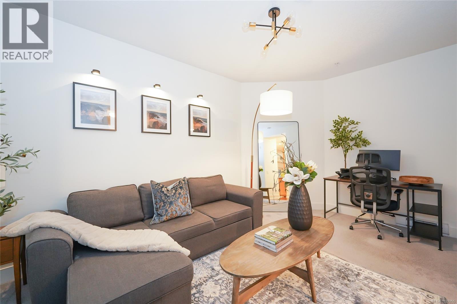 208 4529 West Saanich Rd, Saanich, British Columbia  V8Z 3G3 - Photo 4 - 1027055