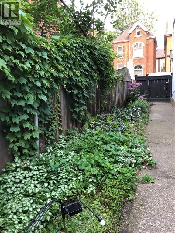 22 Liberty Street, Hamilton, Ontario  L8N 2N6 - Photo 37 - 40807579