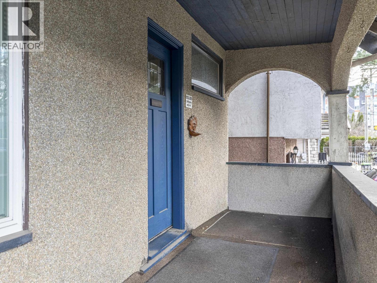 3968 Fleming Street, Vancouver, British Columbia  V5N 3W3 - Photo 4 - R3093381