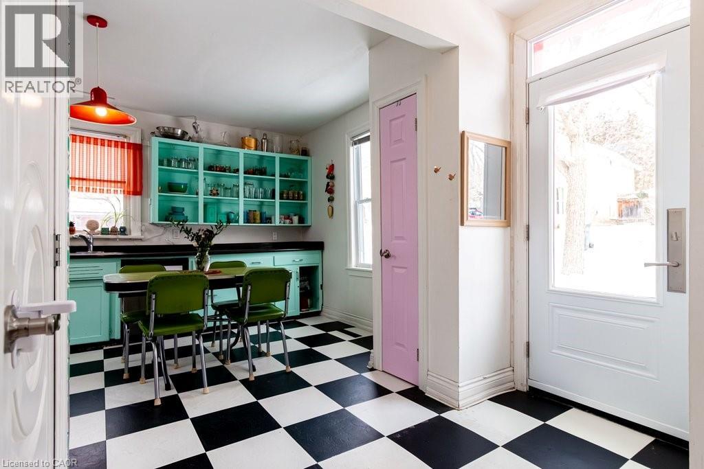 42 Mitchell Street, Guelph, Ontario N1E 4J1 - Photo 4 - 40807885