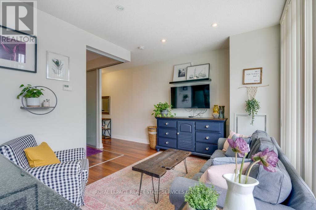 Lorem Ipsum Dolor Sit, Toronto, Ontario  M5V  - Photo 7 - DEMO29403664