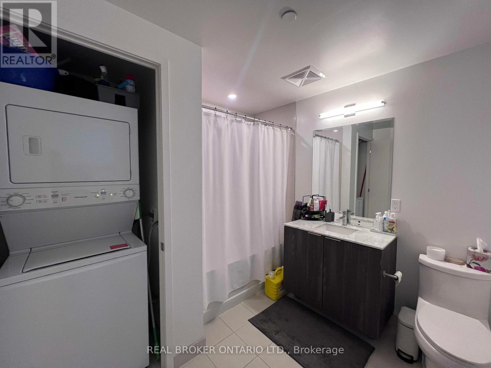 2608 - 15 Queens Quay E, Toronto, Ontario  M5E 0A5 - Photo 14 - C12822830