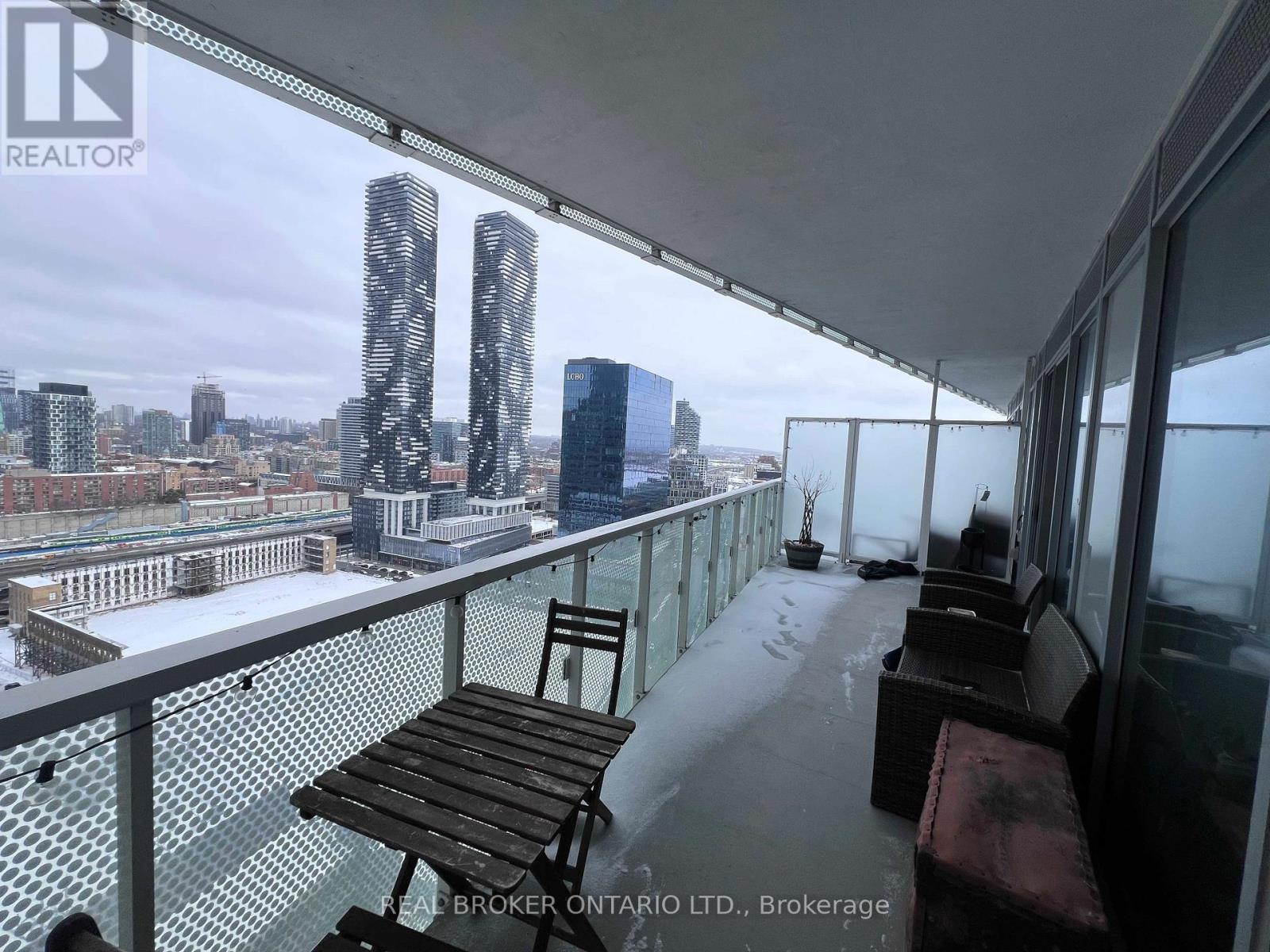 2608 - 15 Queens Quay E, Toronto, Ontario  M5E 0A5 - Photo 10 - C12822830