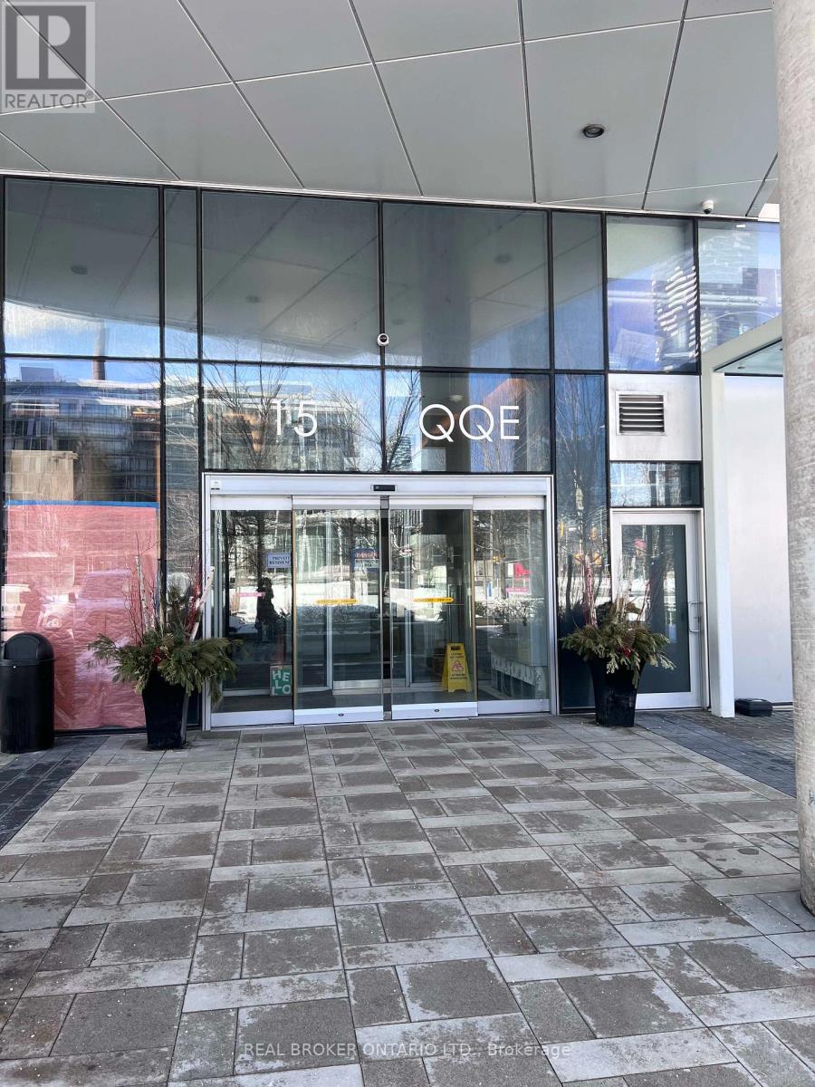 2608 - 15 Queens Quay E, Toronto (Waterfront Communities), Ontario  M5E 0A5 - Photo 4 - C12822830