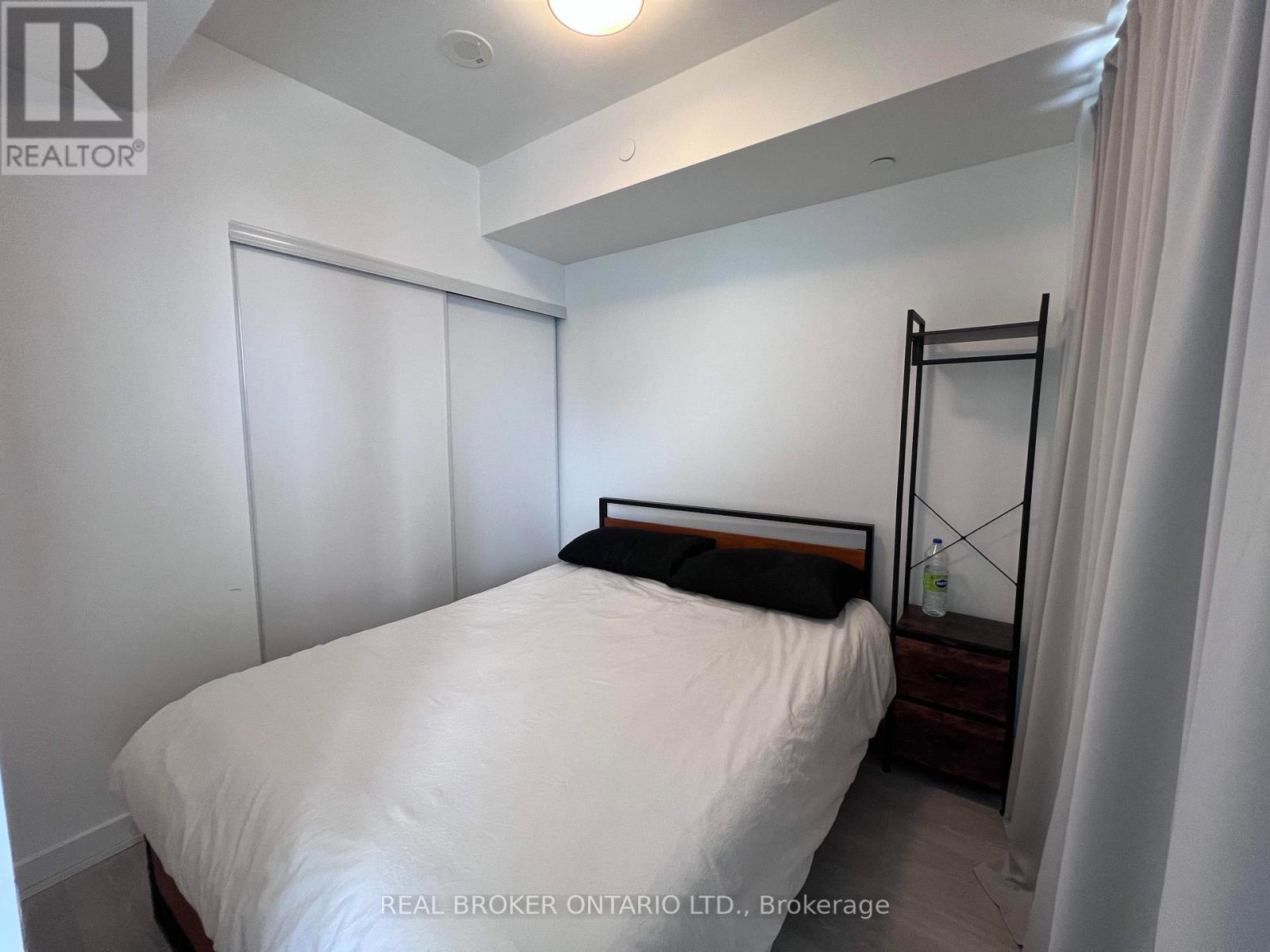 2608 - 15 Queens Quay E, Toronto, Ontario  M5E 0A5 - Photo 13 - C12822830