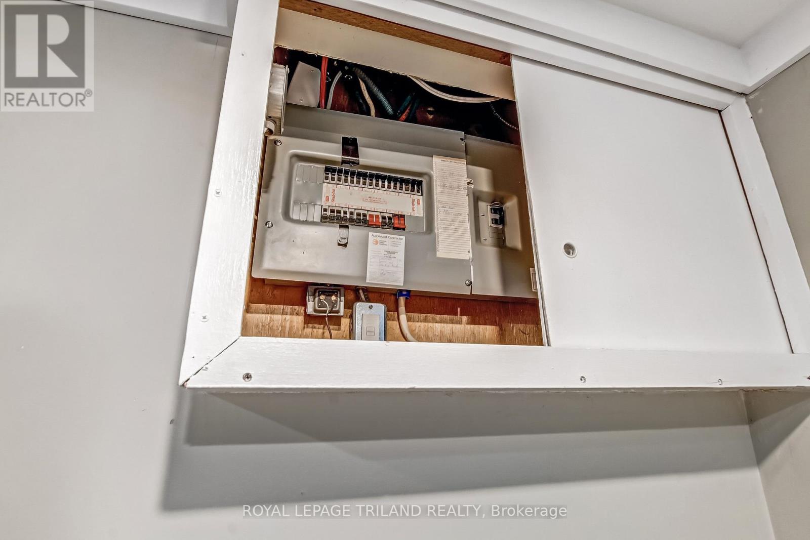 24 Flora Street, St. Thomas, Ontario  N5P 2X4 - Photo 29 - X12822062