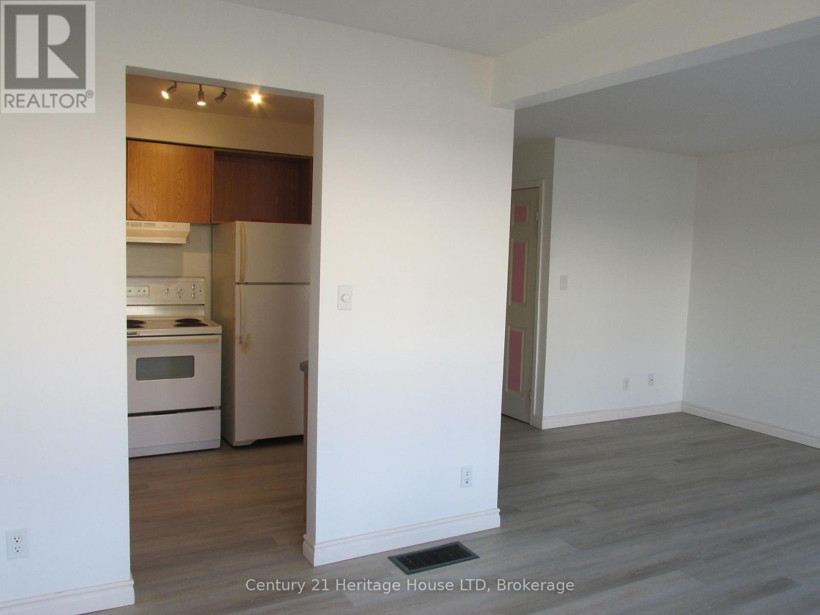 91 - 286 Cushman Road, St. Catharines, Ontario  L2M 6Z2 - Photo 11 - X12799198