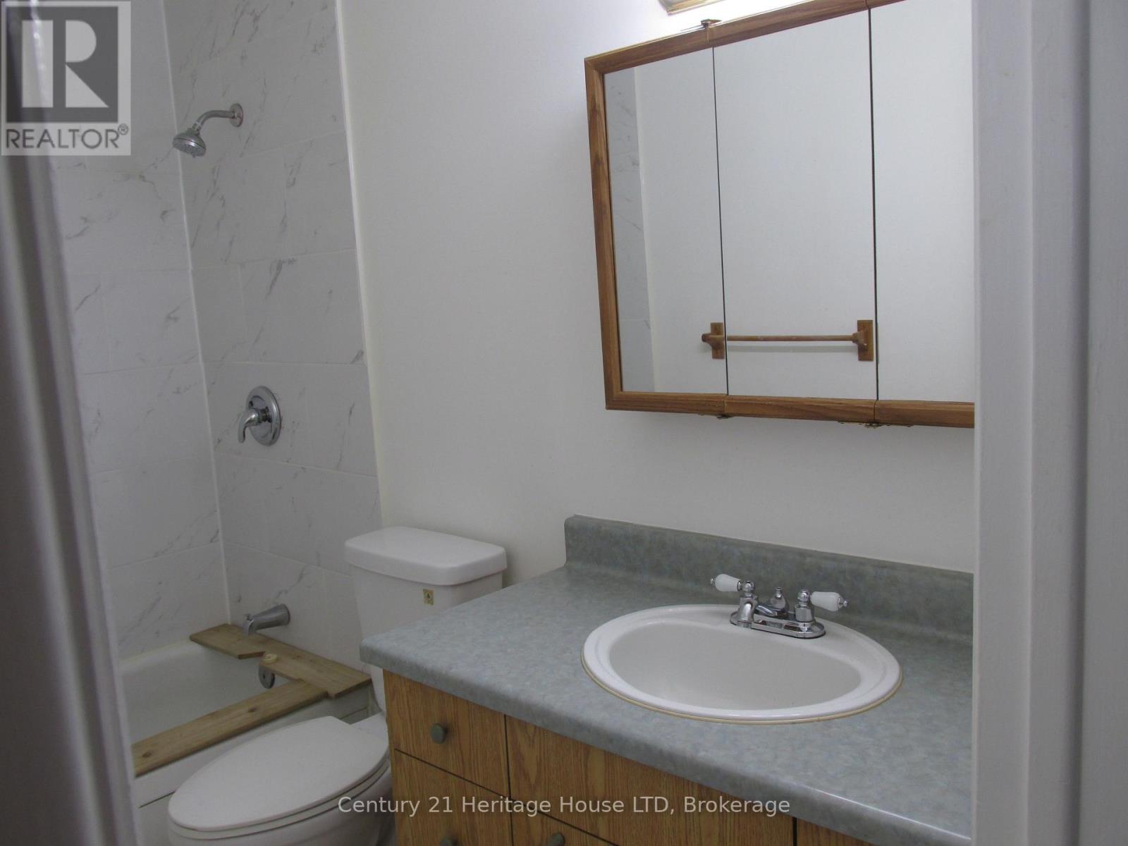 91 - 286 Cushman Road, St. Catharines, Ontario  L2M 6Z2 - Photo 17 - X12799198