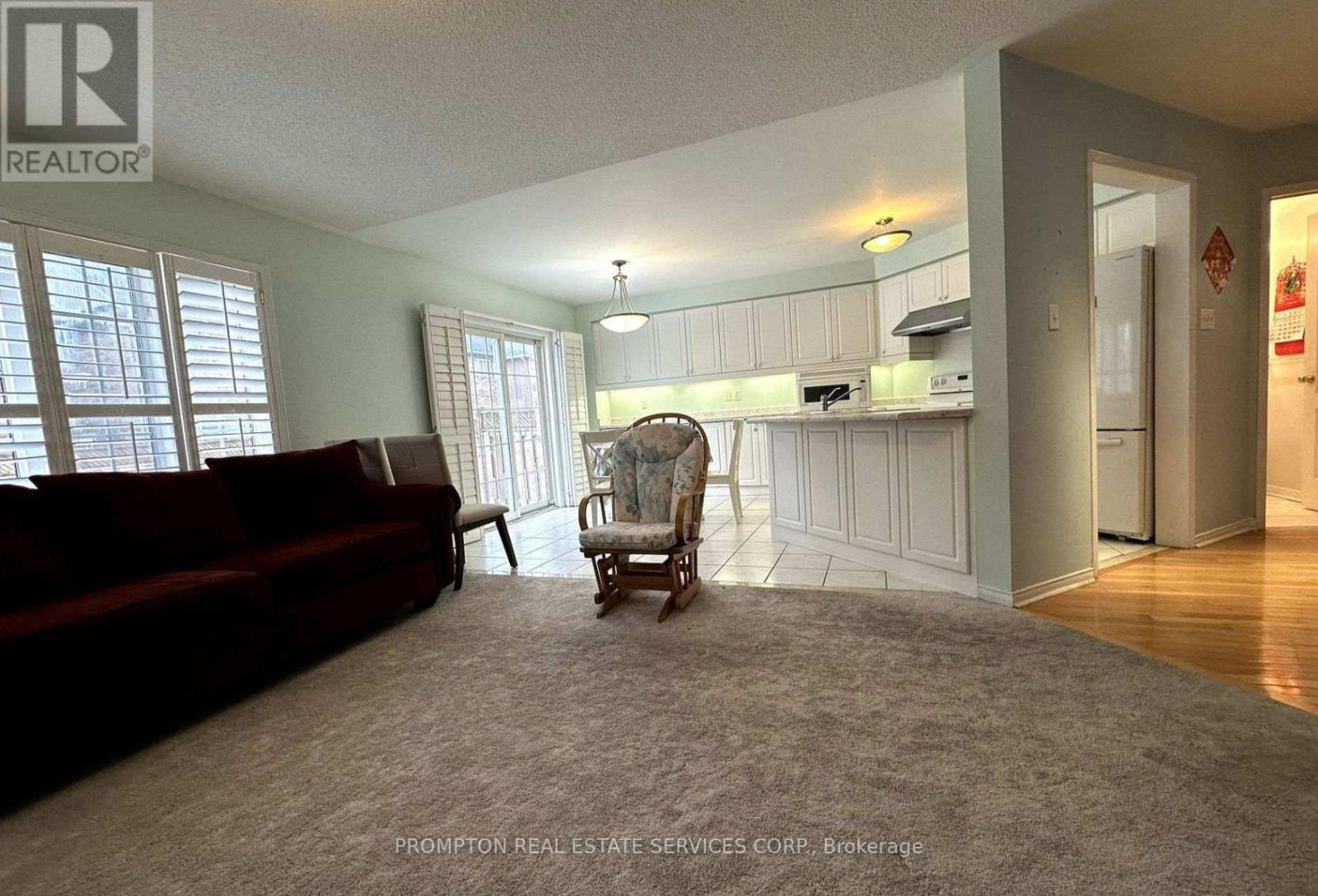 236 Everett Street, Markham, Ontario  L6E 1S9 - Photo 4 - N12823960