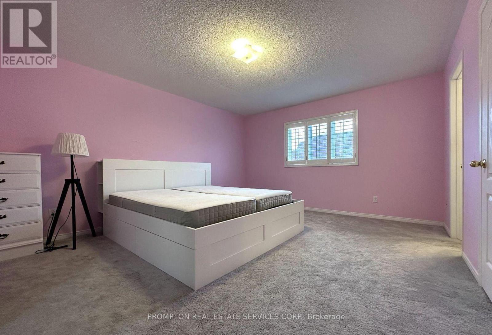 236 Everett Street, Markham, Ontario  L6E 1S9 - Photo 5 - N12823960