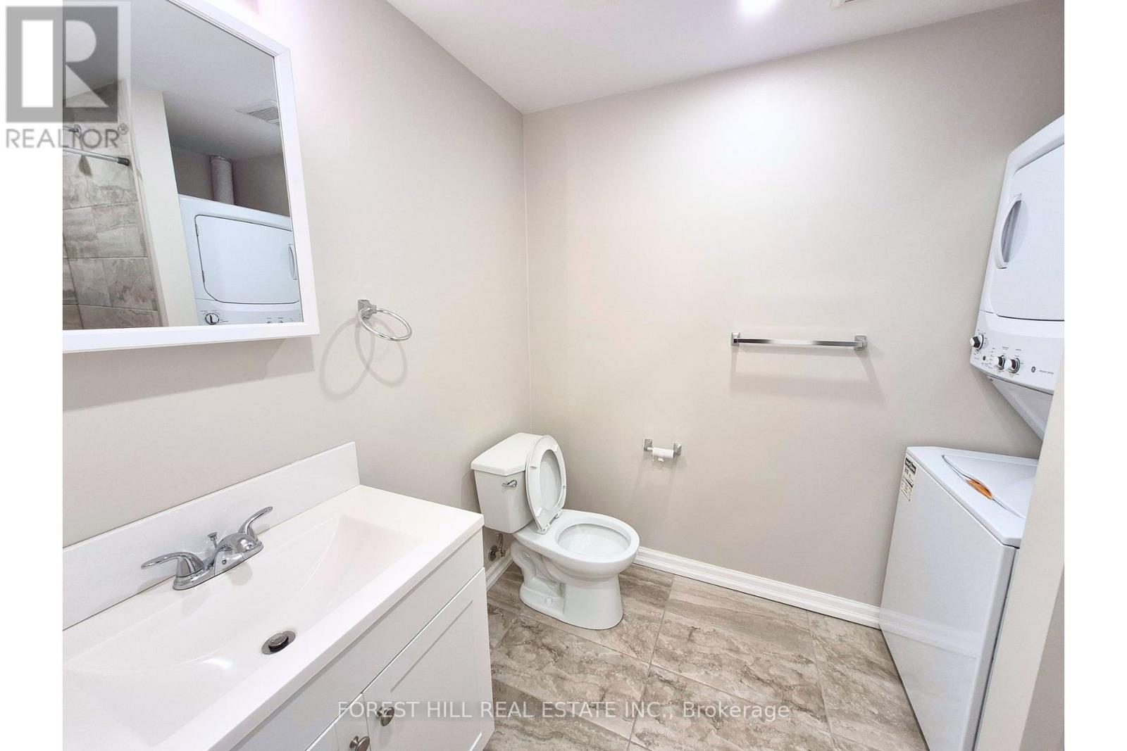 Bsmt - 136 Esther Crescent, Vaughan (Crestwood-Springfarm-Yorkhill), Ontario  L4J 3L4 - Photo 10 - N12823998