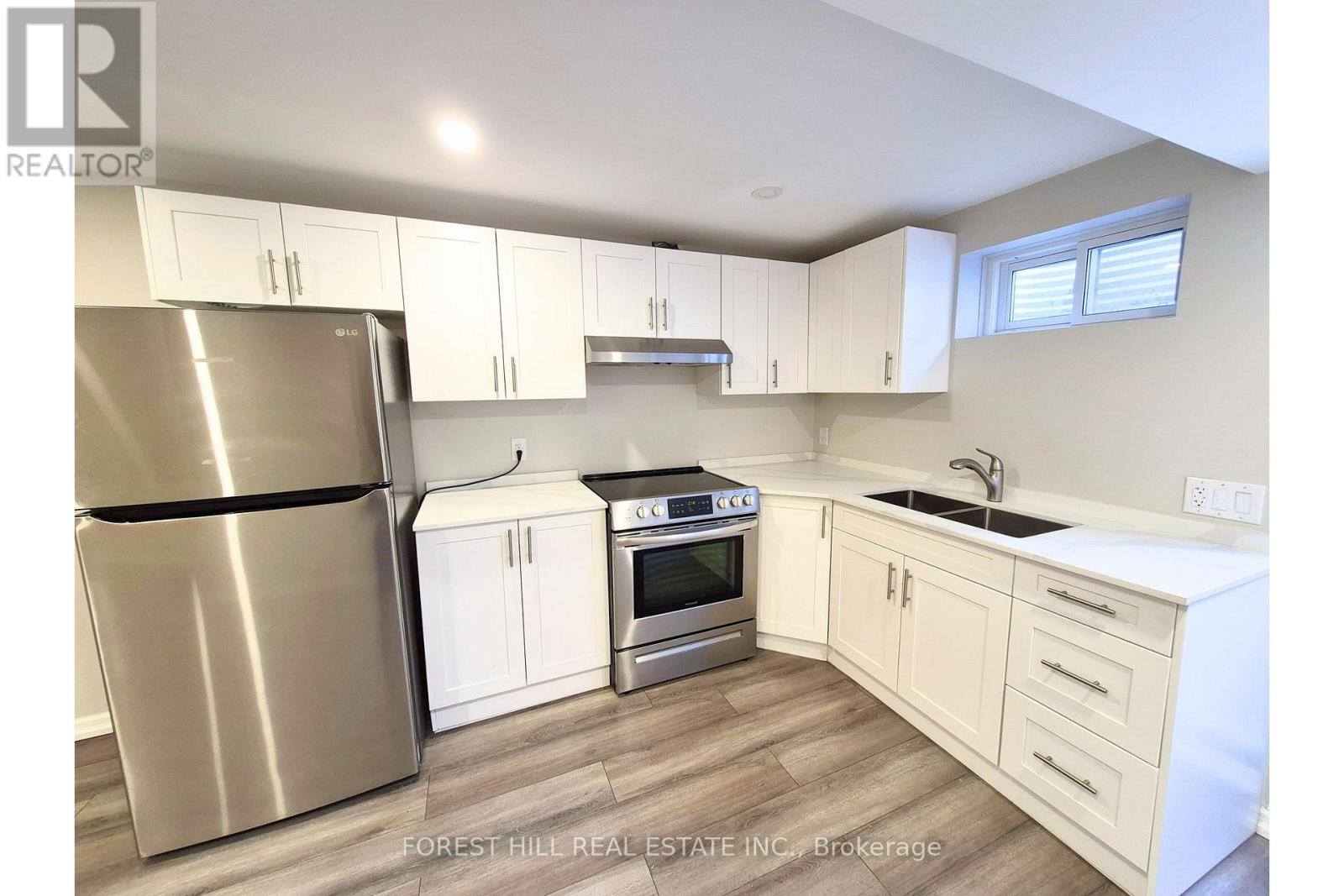 Bsmt - 136 Esther Crescent, Vaughan (Crestwood-Springfarm-Yorkhill), Ontario  L4J 3L4 - Photo 4 - N12823998