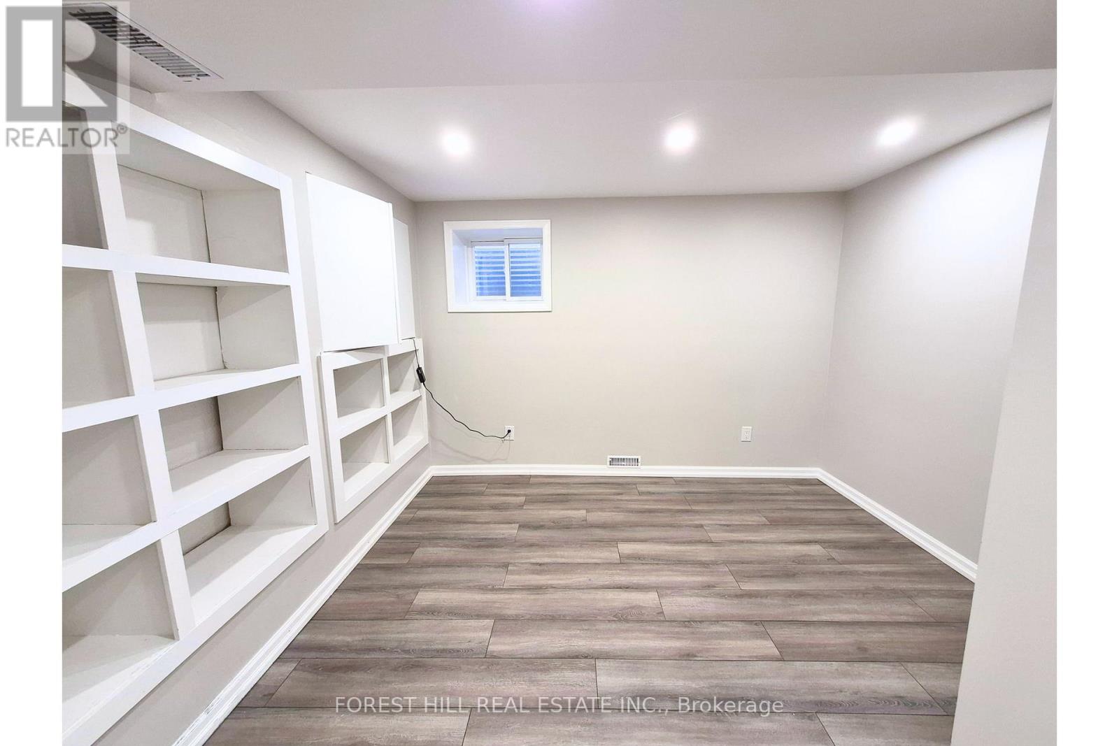 Bsmt - 136 Esther Crescent, Vaughan (Crestwood-Springfarm-Yorkhill), Ontario  L4J 3L4 - Photo 7 - N12823998