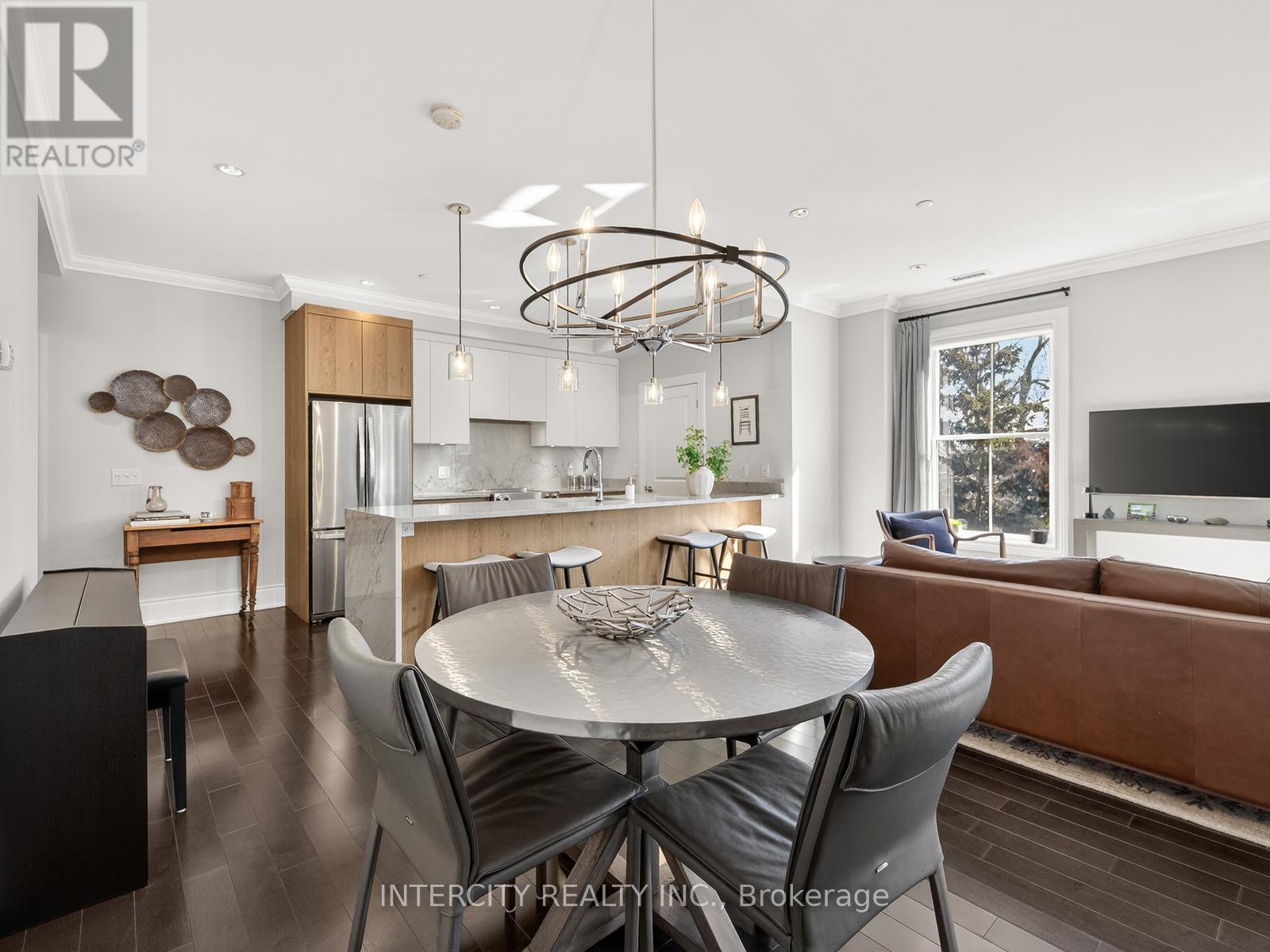 205 - 10360 Islington Avenue, Vaughan, Ontario  L0J 1C0 - Photo 10 - N12824006