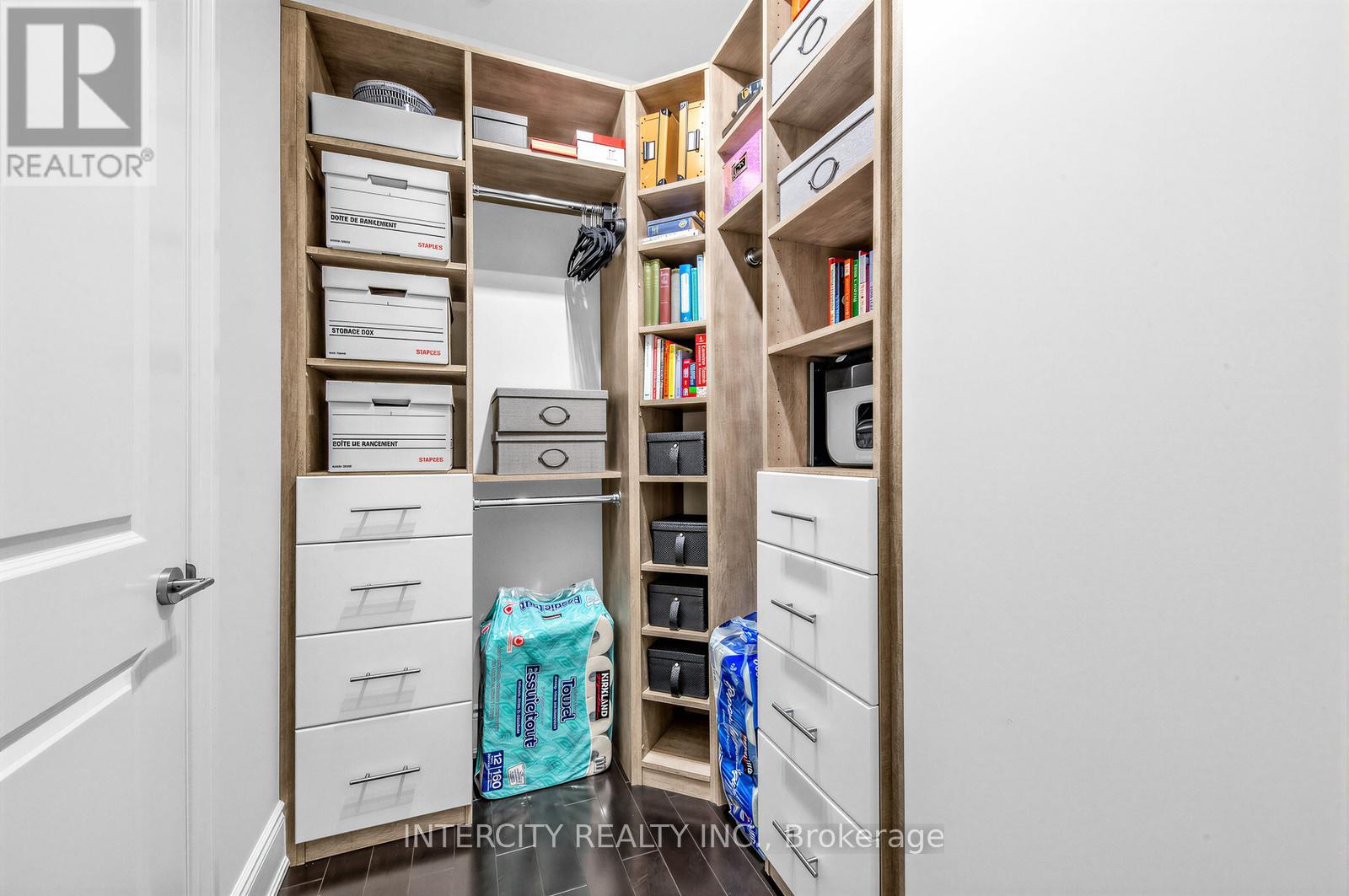 205 - 10360 Islington Avenue, Vaughan, Ontario  L0J 1C0 - Photo 21 - N12824006