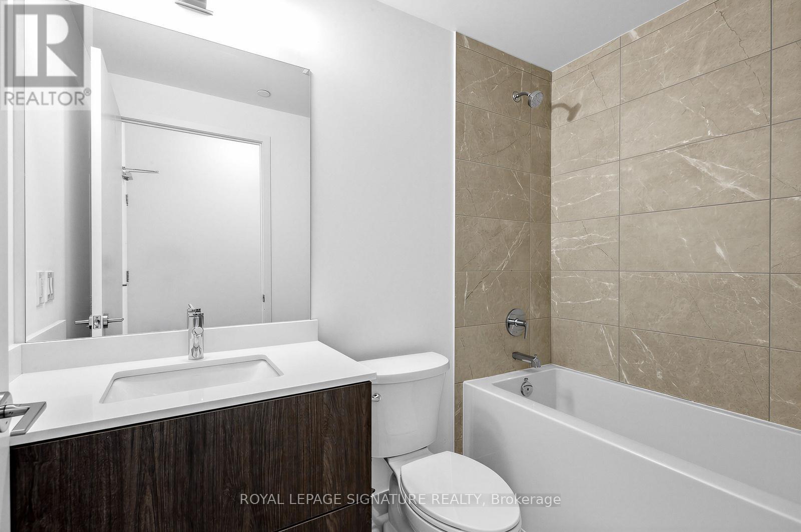 105 - 6 David Eyer Road, Richmond Hill, Ontario  L4S 0N5 - Photo 7 - N12824010