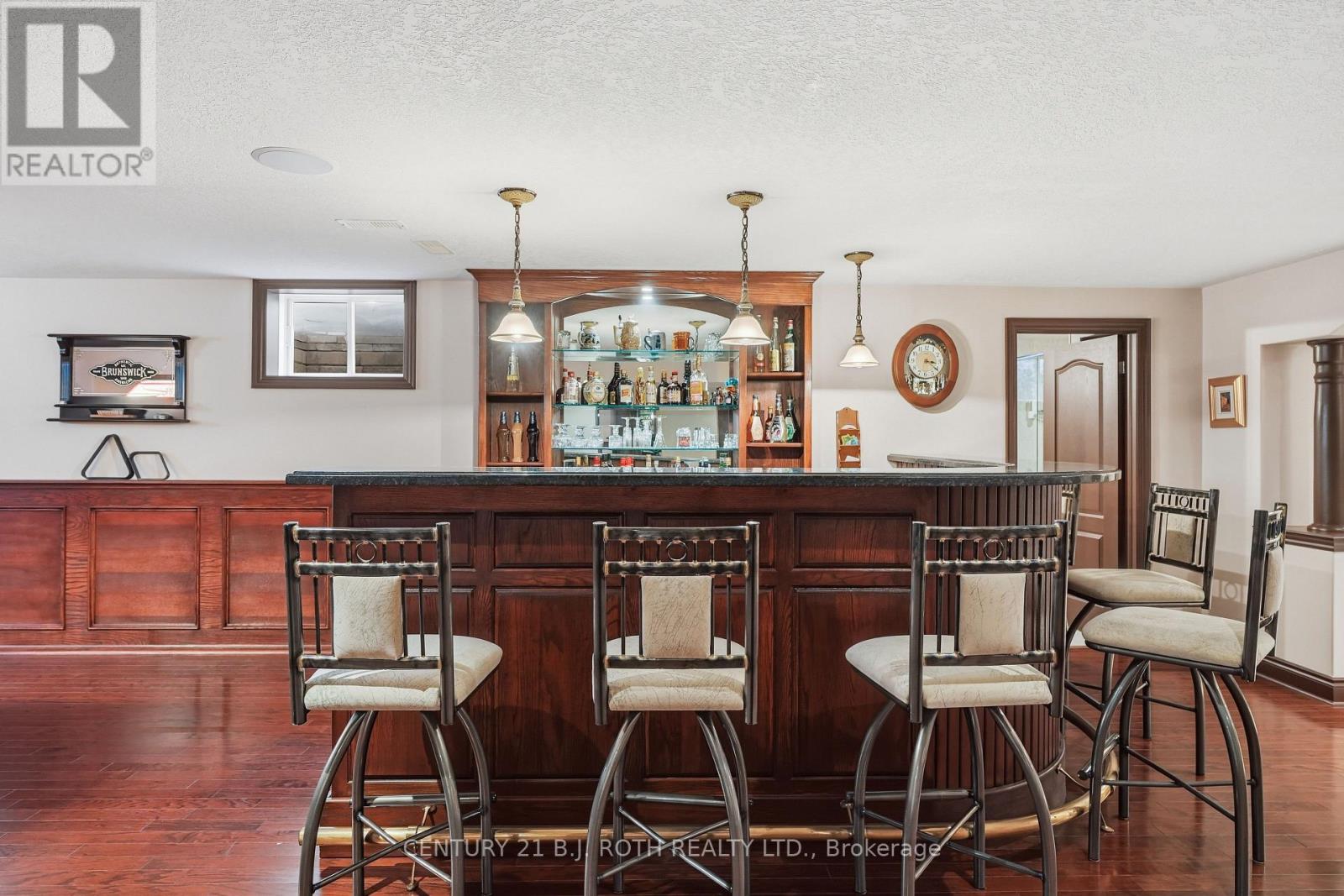 6 Lloyd Cook Drive E, Springwater (Snow Valley), Ontario L4M 4S4 - Photo 31 - S12824024