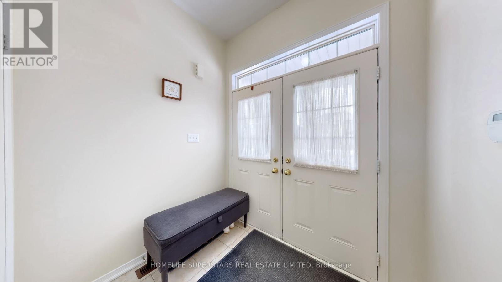 67 Bonnie Braes Drive, Brampton, Ontario  L6Y 0Y6 - Photo 10 - W12823990