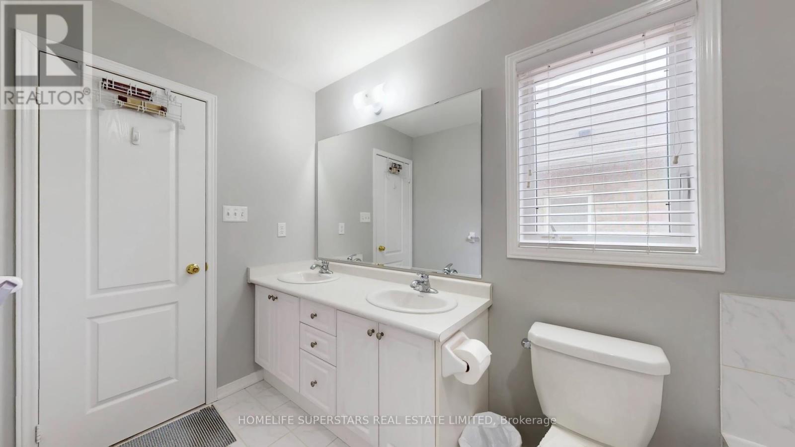 67 Bonnie Braes Drive, Brampton, Ontario  L6Y 0Y6 - Photo 15 - W12823990