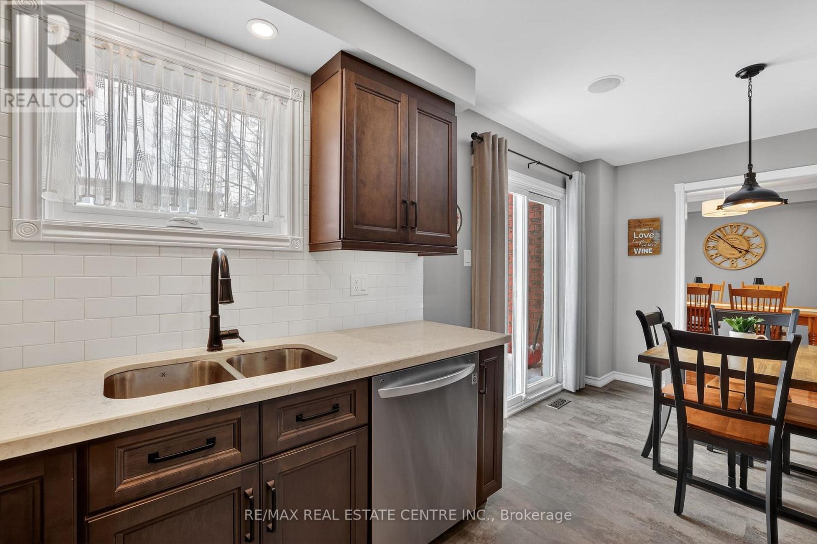 165 Courtney Crescent, Orangeville, Ontario  L9W 4S4 - Photo 12 - W12823994