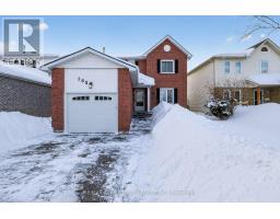 165 COURTNEY CRESCENT, Orangeville, Ontario