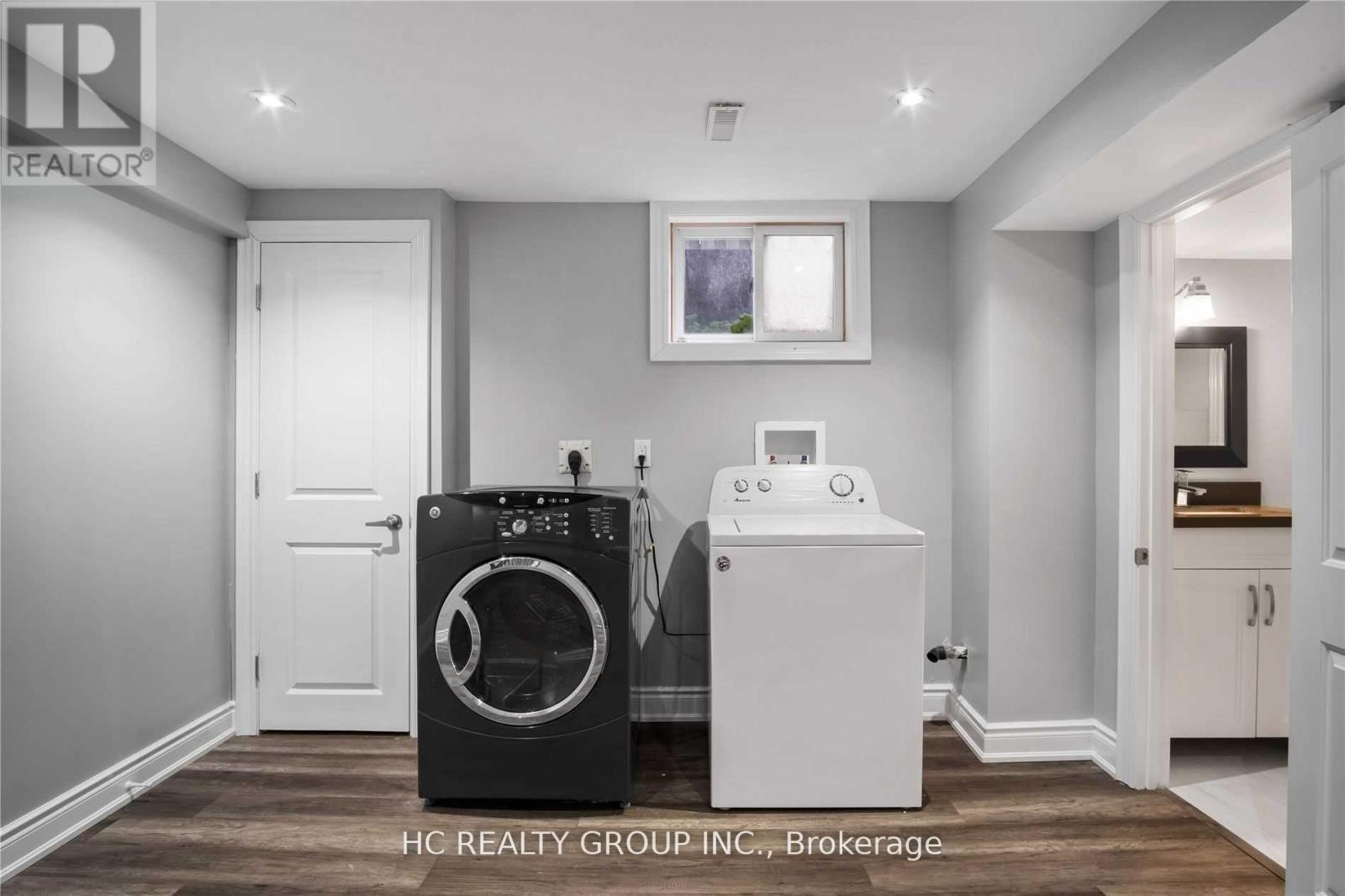 78 Orsett Street, Oakville, Ontario  L6H 2N9 - Photo 19 - W12824012