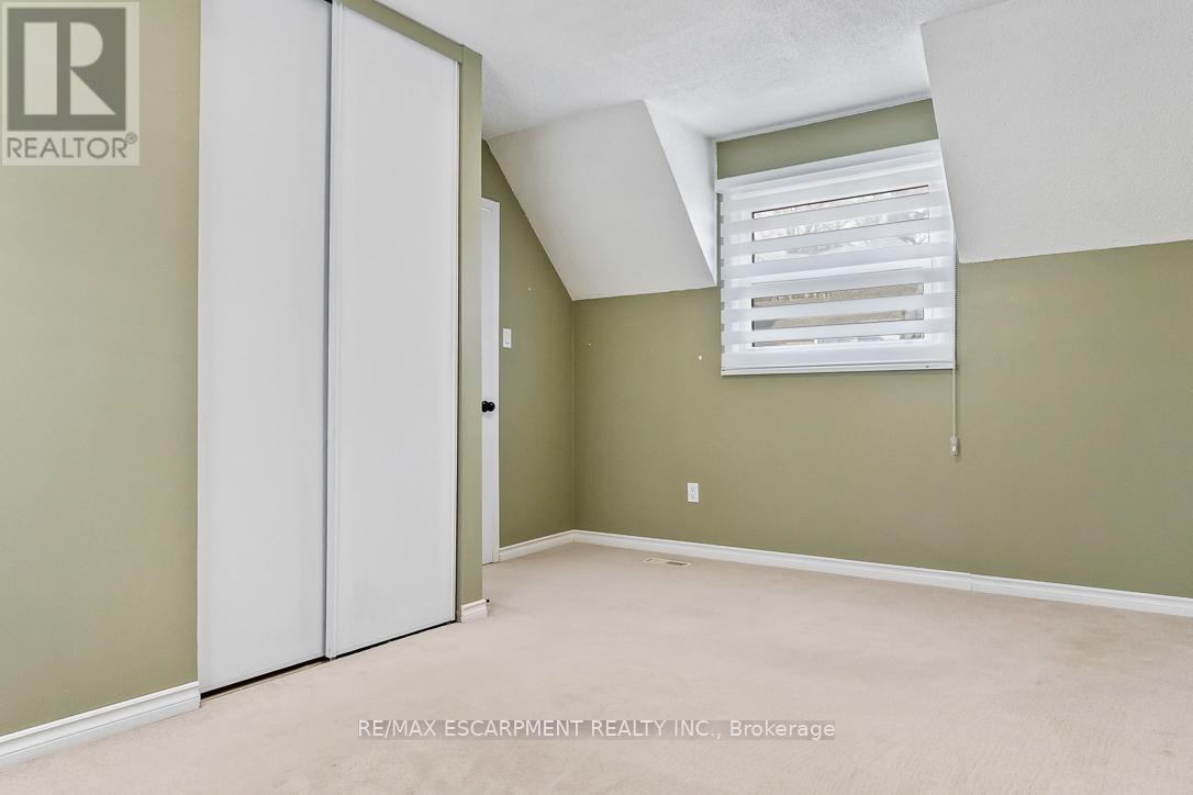 1163 Kos Boulevard, Mississauga, Ontario  L5J 4L3 - Photo 33 - W12824020