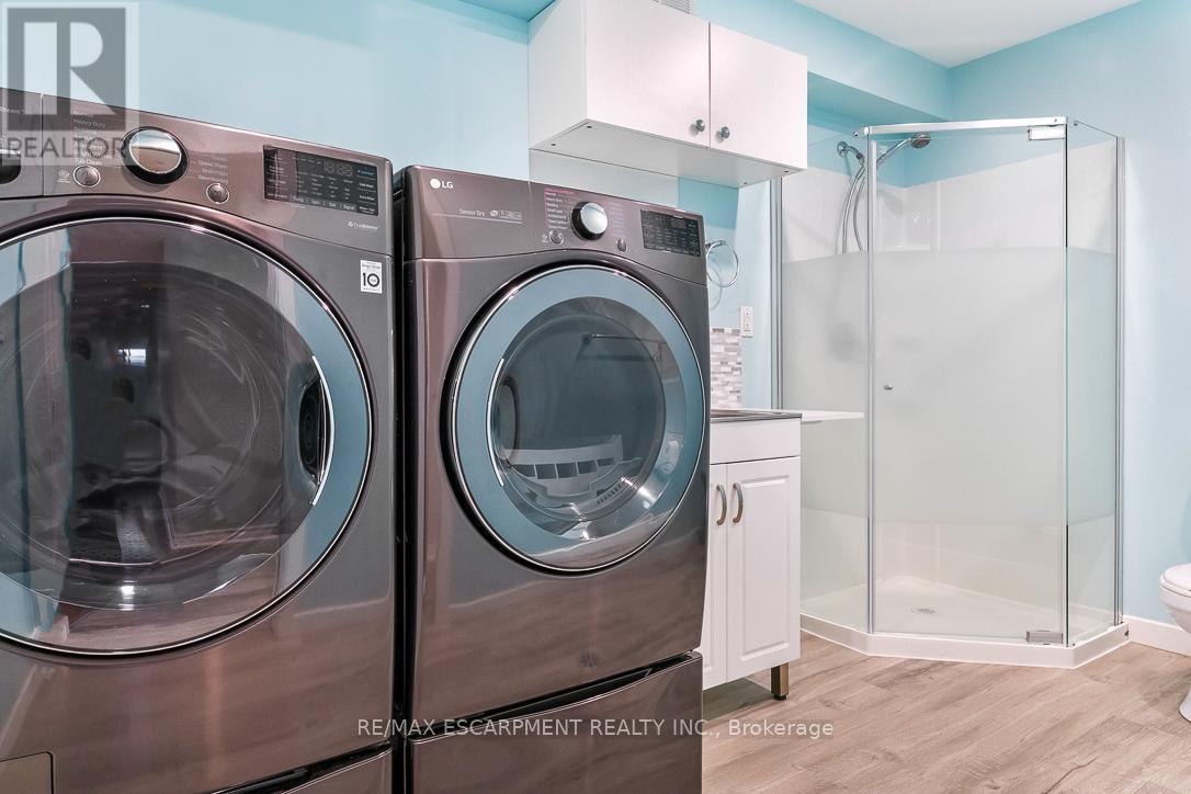 1163 Kos Boulevard, Mississauga, Ontario  L5J 4L3 - Photo 46 - W12824020