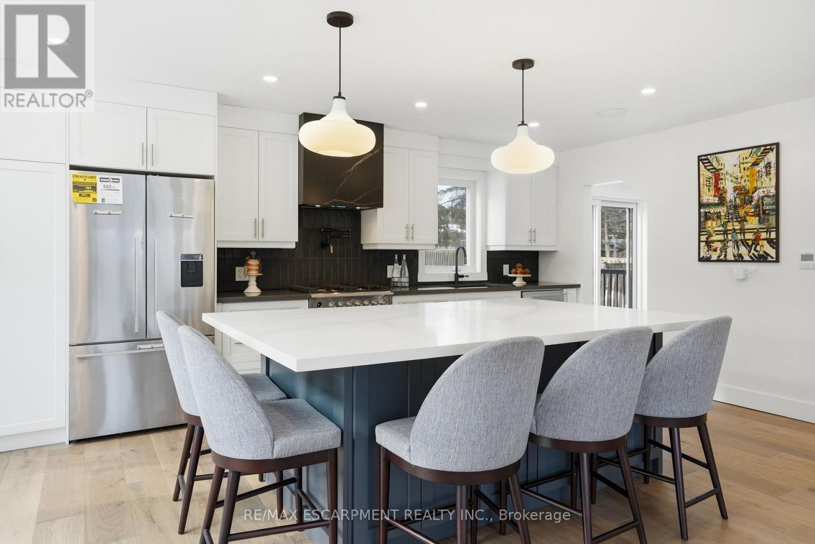 29 Pinewood Trail, Mississauga, Ontario  L5G 2L2 - Photo 10 - W12824030