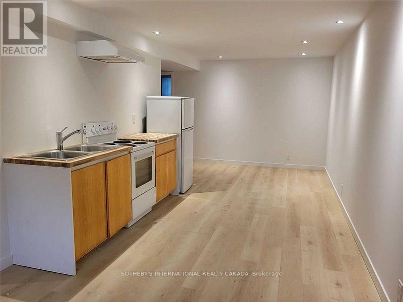 71 Gilmour Avenue, Toronto, Ontario M6P 3A8 - Photo 18 - W12824034