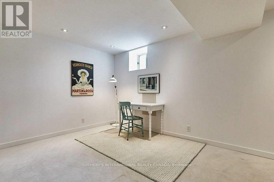 71 Gilmour Avenue, Toronto, Ontario M6P 3A8 - Photo 25 - W12824034