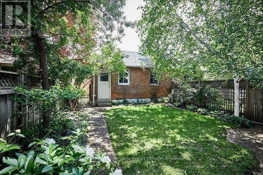 71 Gilmour Avenue, Toronto, Ontario M6P 3A8 - Photo 29 - W12824034