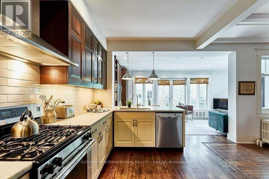 71 Gilmour Avenue, Toronto, Ontario M6P 3A8 - Photo 8 - W12824034