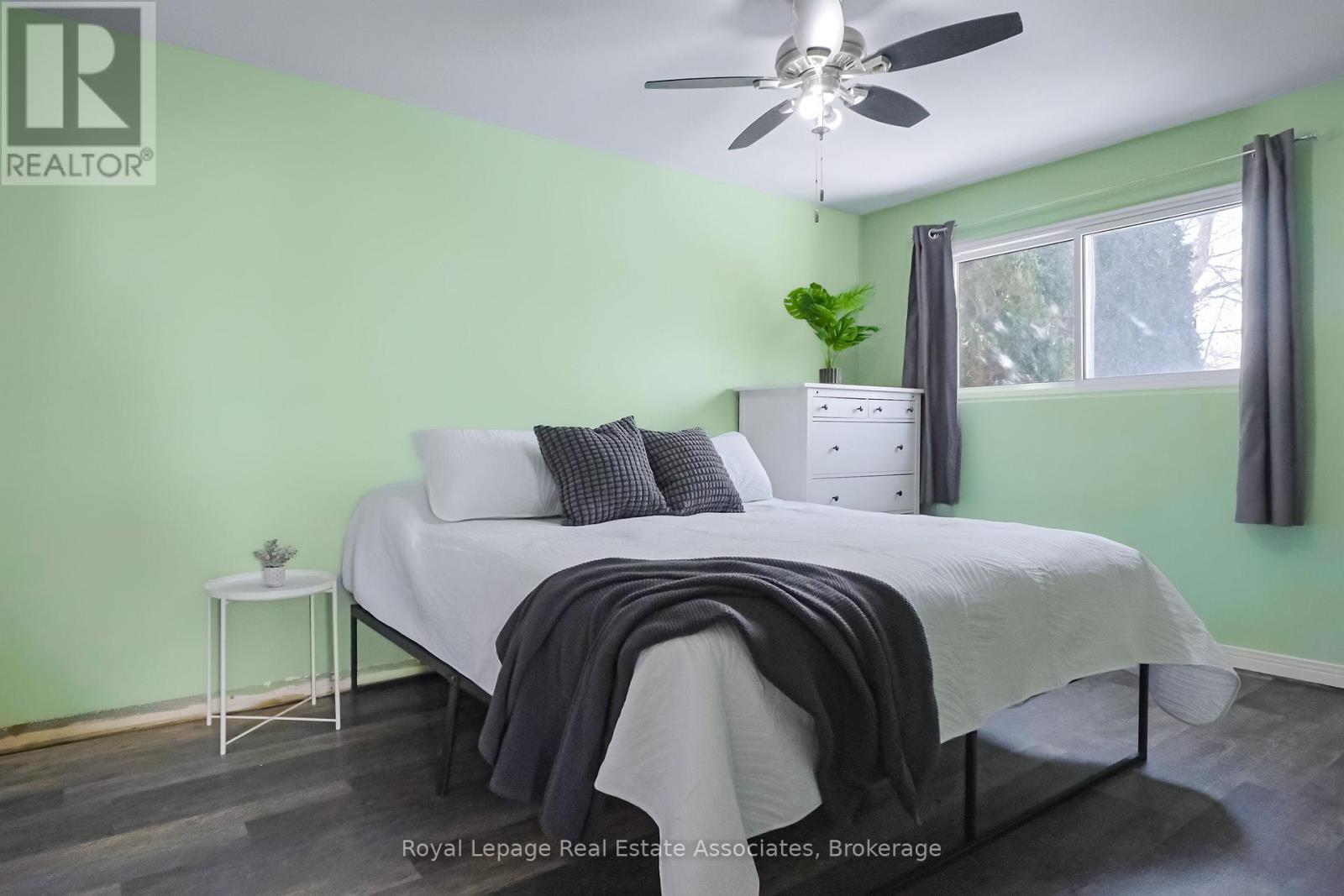 55 Mcintyre Crescent, Halton Hills (Georgetown), Ontario  L7G 1N5 - Photo 15 - W12824042