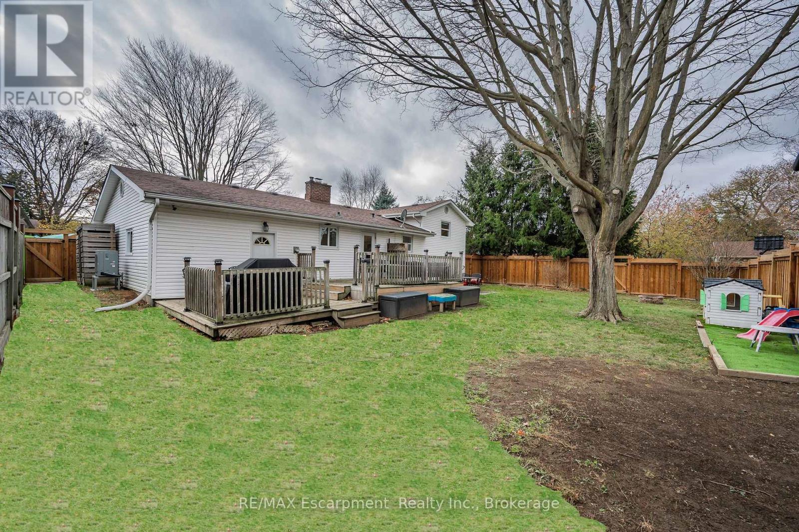 15 Harvest Lane, Brantford, Ontario  N3R 5R3 - Photo 35 - X12824122