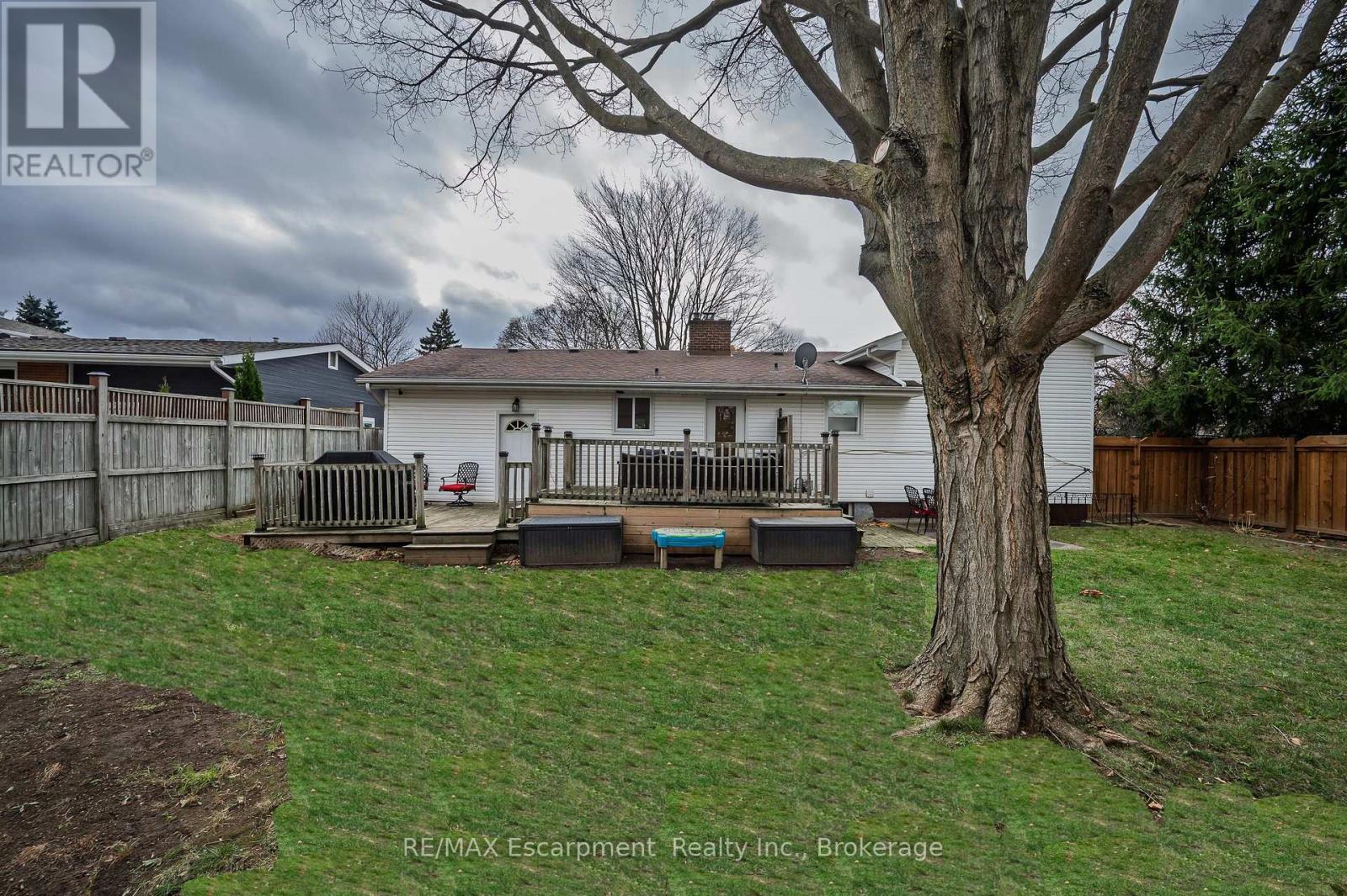 15 Harvest Lane, Brantford, Ontario  N3R 5R3 - Photo 36 - X12824122