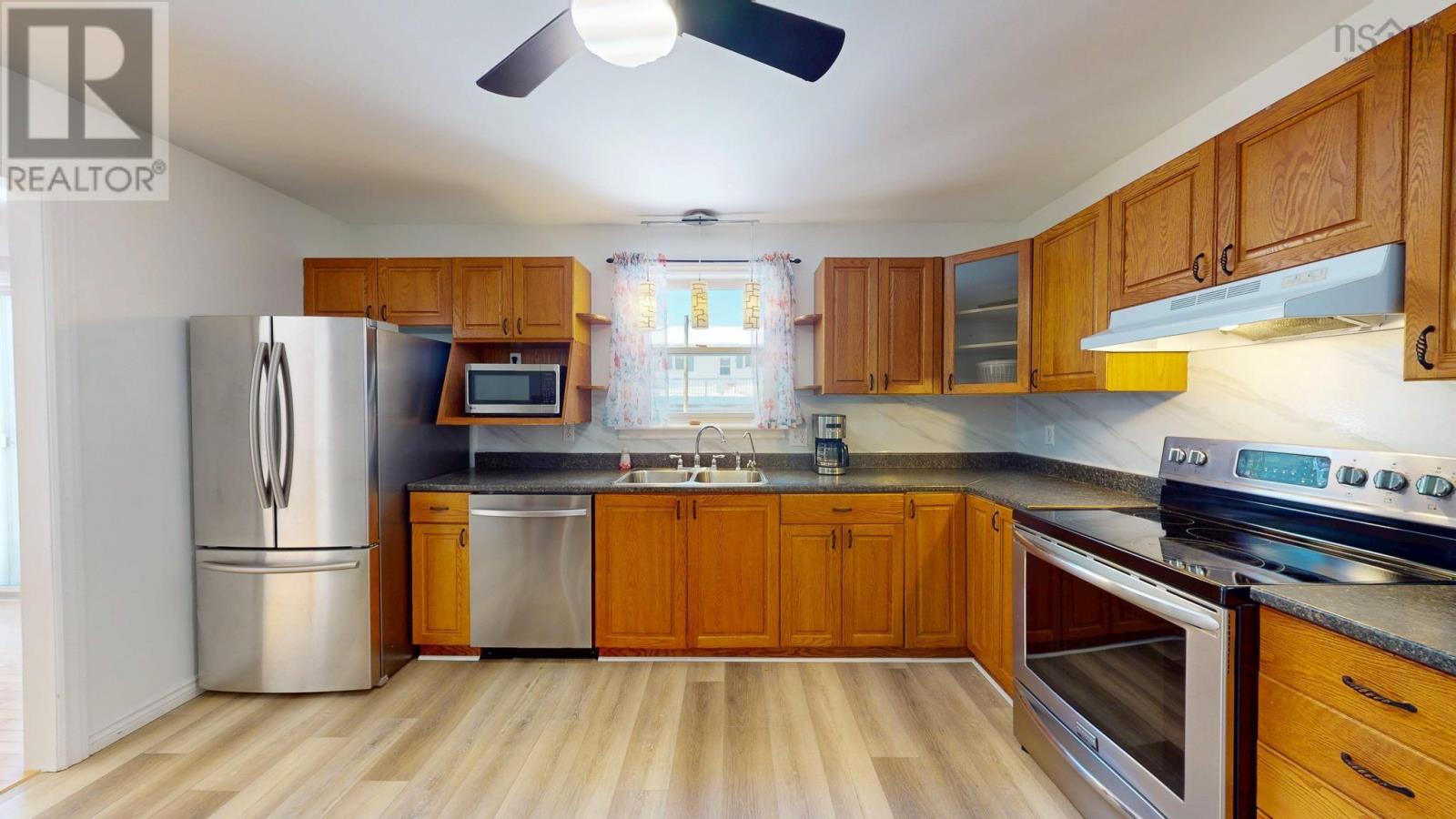 2 Foster Street, Kentville, Nova Scotia  B4N 1X3 - Photo 10 - 202603444