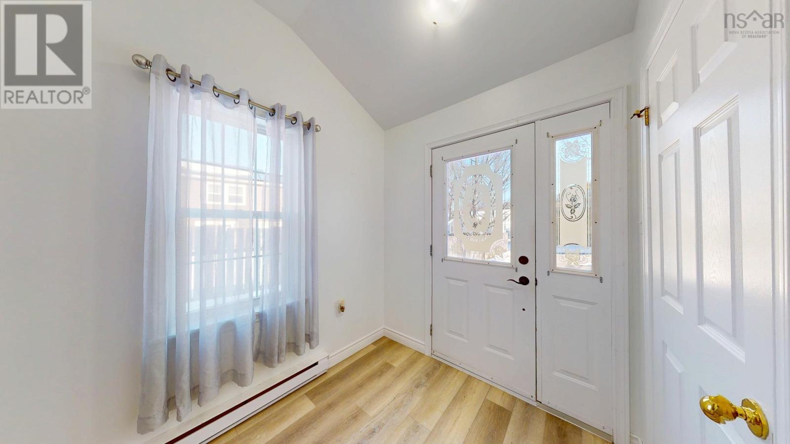 2 Foster Street, Kentville, Nova Scotia  B4N 1X3 - Photo 6 - 202603444