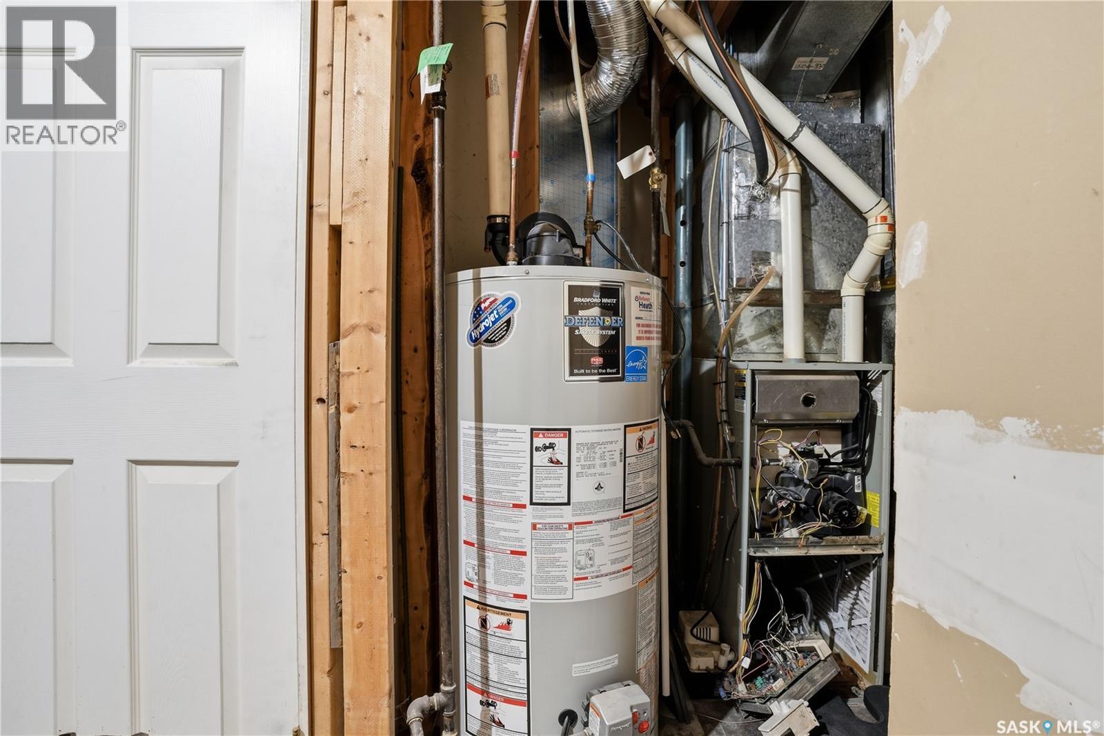 62 Vernon Crescent, Regina, Saskatchewan  S4R 7P5 - Photo 31 - SK029193