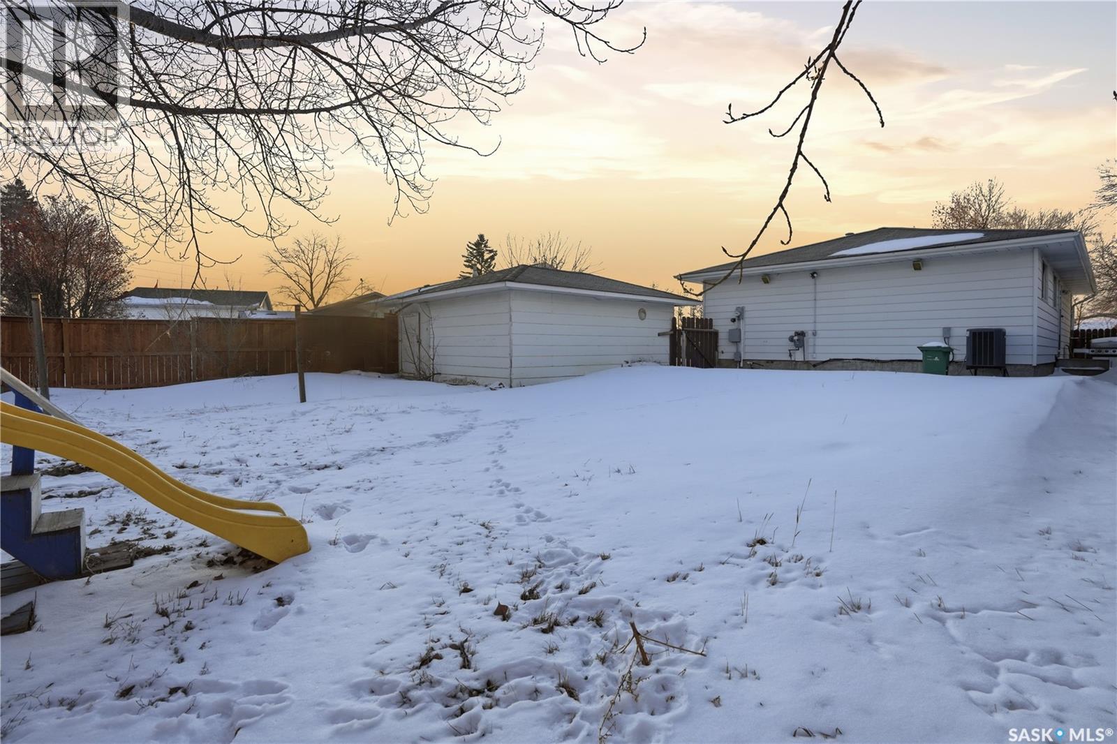 62 Vernon Crescent, Regina, Saskatchewan  S4R 7P5 - Photo 33 - SK029193