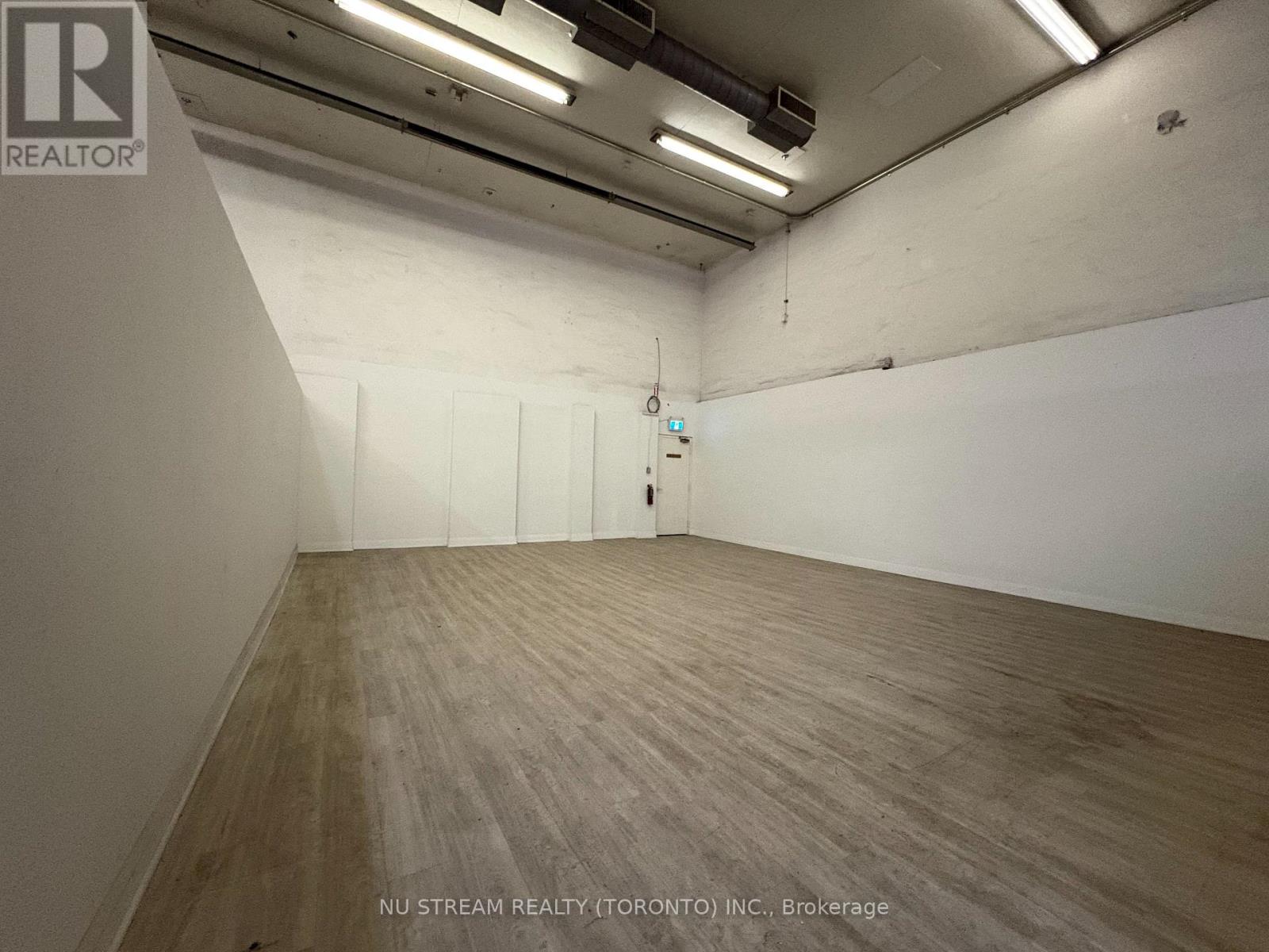 1 - 30 West Pearce Street, Richmond Hill, Ontario L4B 1E3 - Photo 7 - N12810150