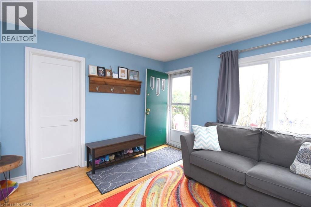 30 Hunter Street, Dundas, Ontario  L9H 1E6 - Photo 9 - 40808056