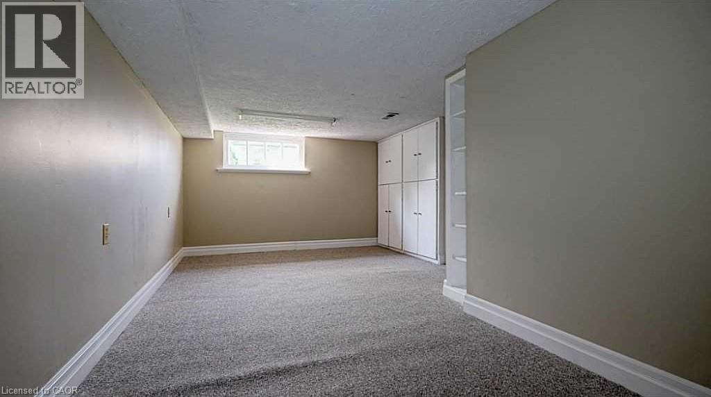 20 East 18th Street, Hamilton, Ontario  L9A 4N7 - Photo 23 - 40807735