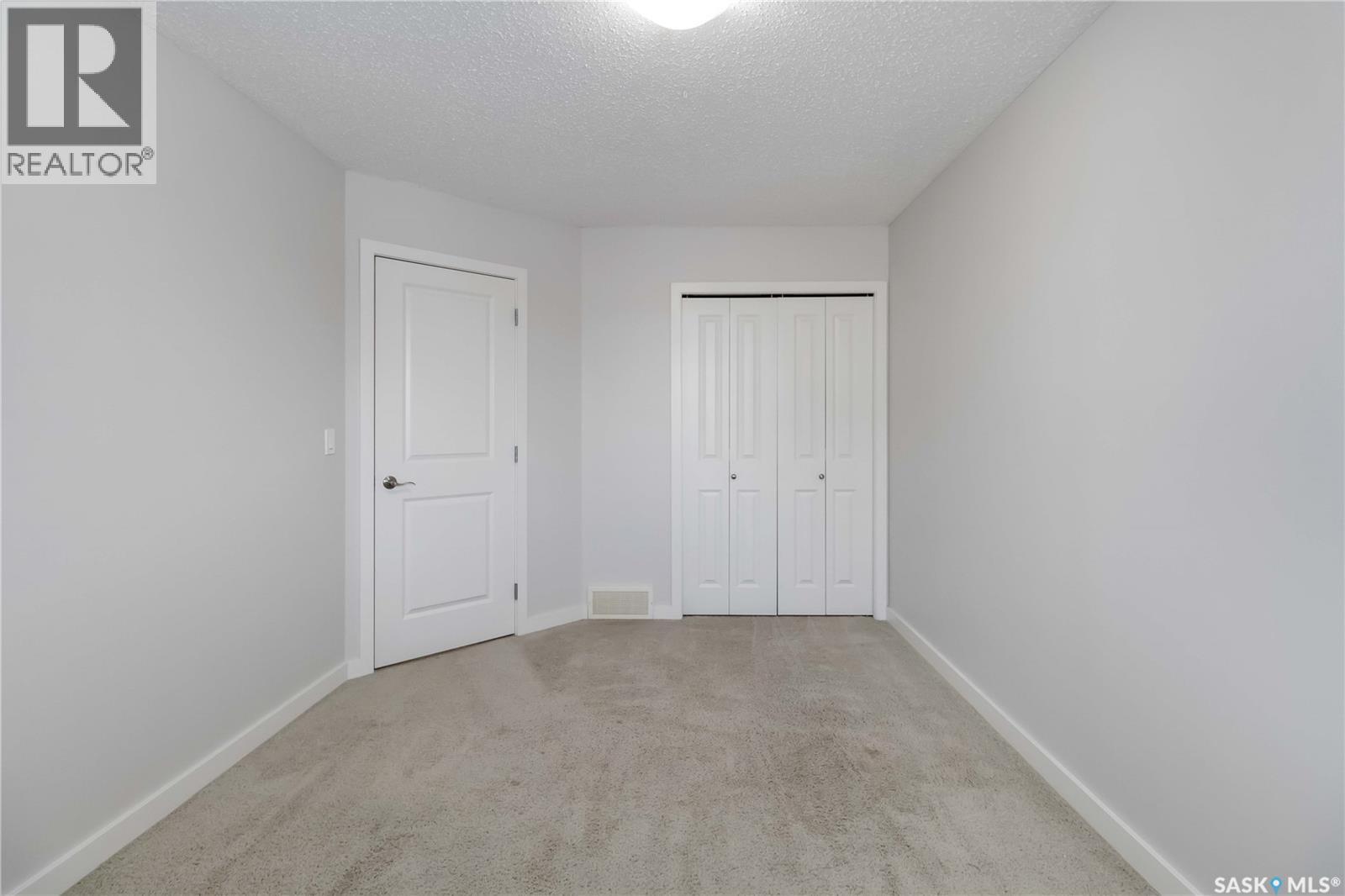 215 410 Ledingham Way, Saskatoon, Saskatchewan  S7V 0C4 - Photo 18 - SK029216