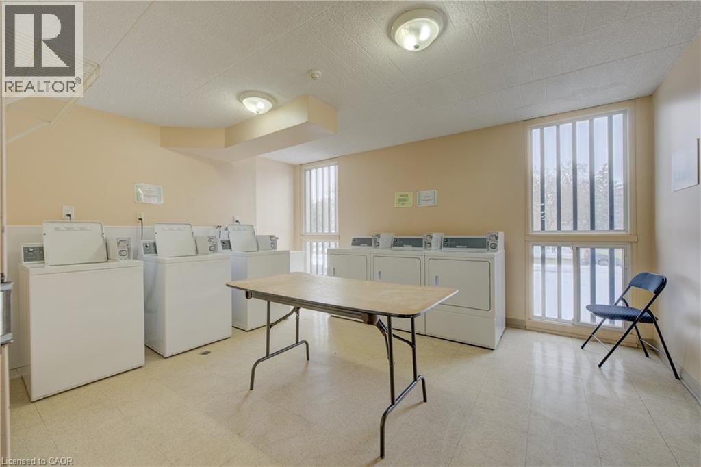 24 Mooregate Crescent Unit# 305, Kitchener, Ontario  N2M 2G1 - Photo 25 - 40807903