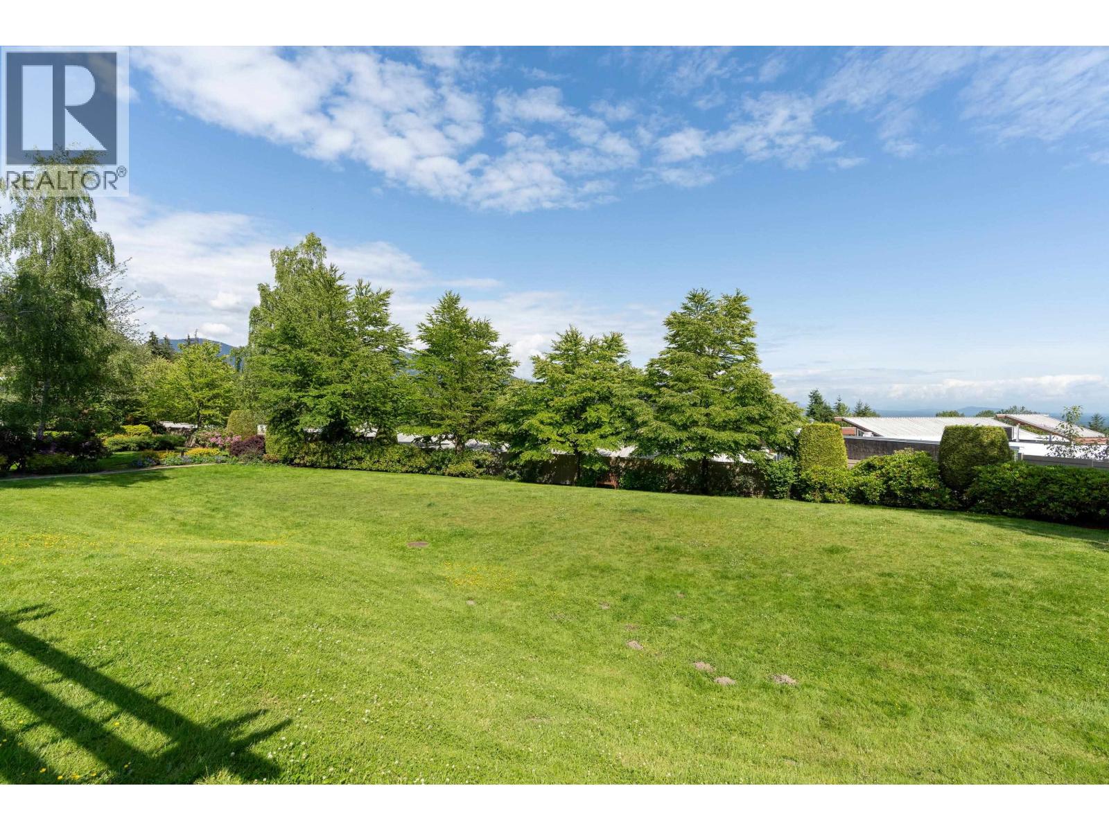 212 1432 Parkway Boulevard, Coquitlam, British Columbia  V3E 3L9 - Photo 32 - R3082011