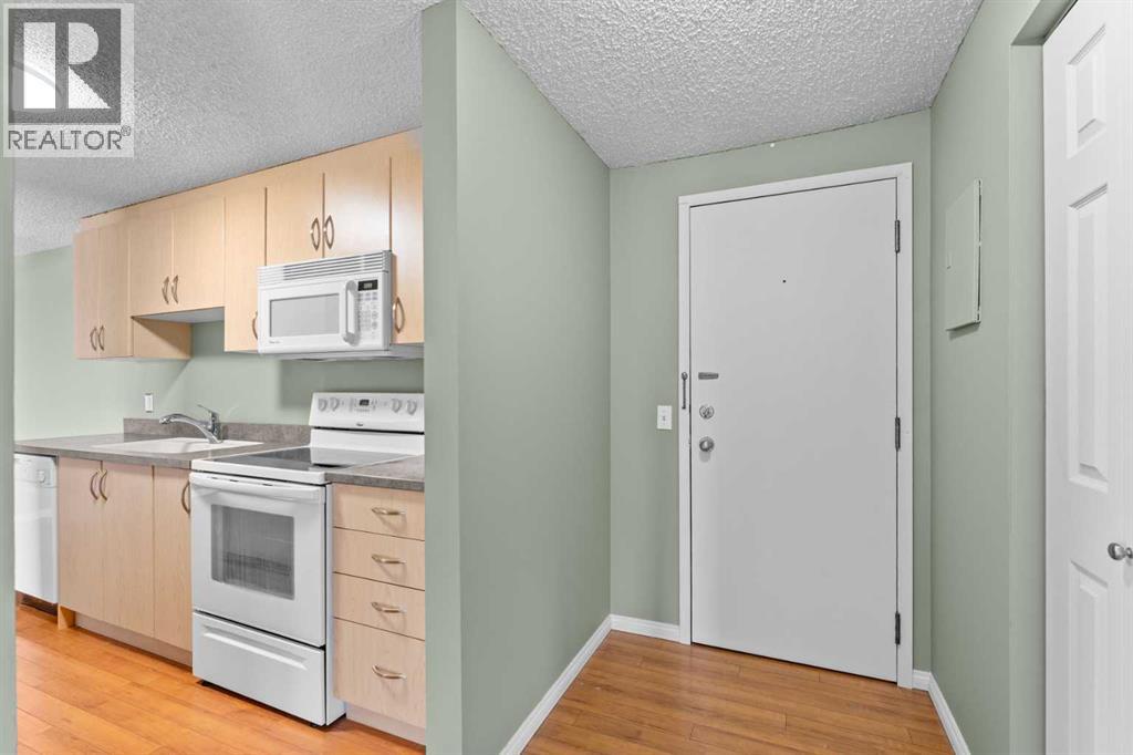 207, 280 Banister Drive, Okotoks, Alberta  T1S 1Y5 - Photo 3 - A2278025