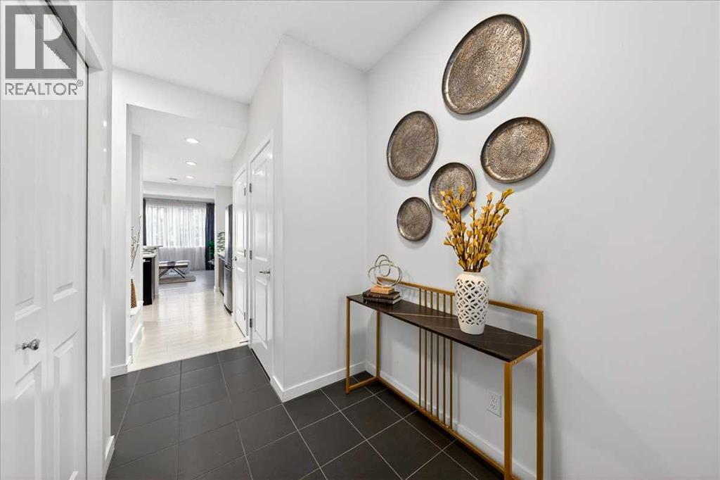 43 Chaparral Valley Common Se, Calgary, Alberta  T2X 0T4 - Photo 3 - A2283032